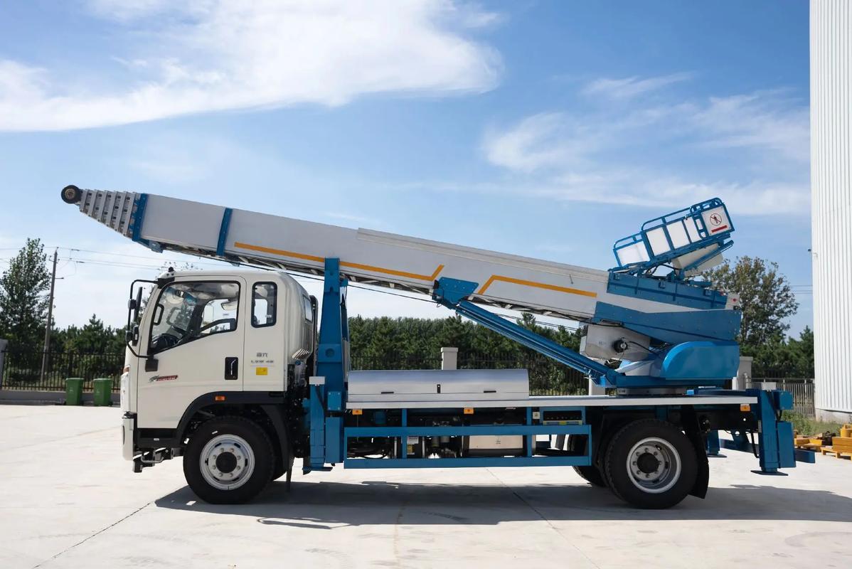 渠县云梯上料车租赁费用